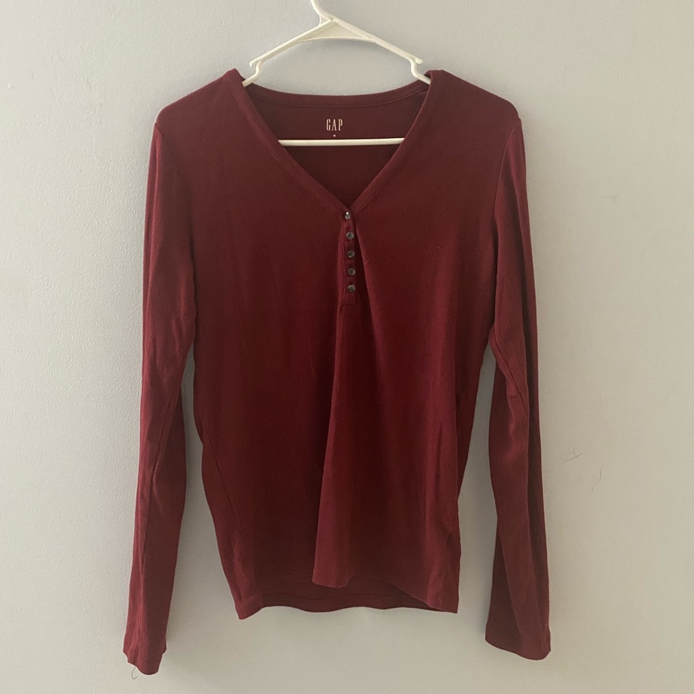 GAP Long-Sleeve Henley Tee